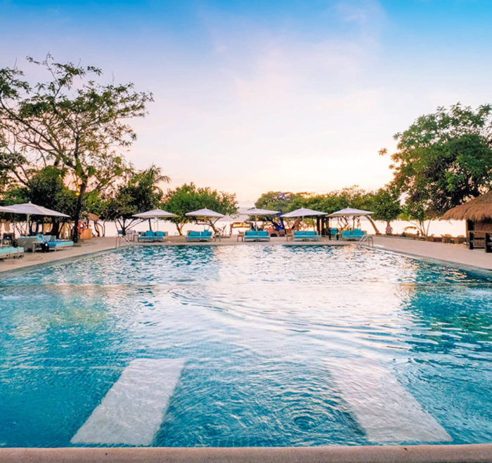 La piscine de votre hôtel sur l'île privée | © Club Paradise Palawan